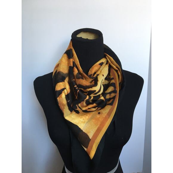 Vintage Elaborate Striped Tiger Scarf - Picture 7 of 8